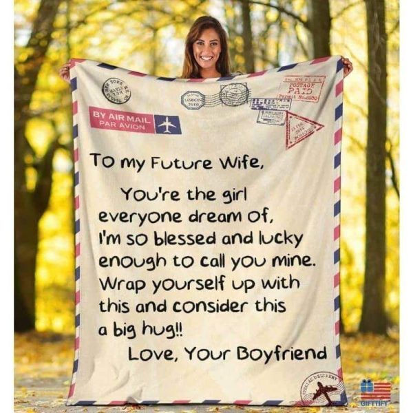 Boyfriend Giving Future Wife Love Letter Printed Fleece Blanket - Image 5