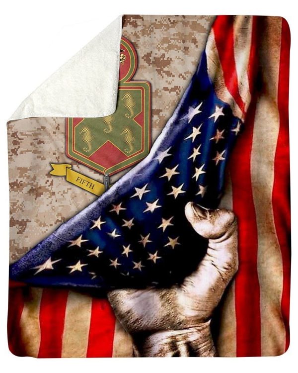 5th Marine Regiment American Flag Fleece Blanket - Image 2